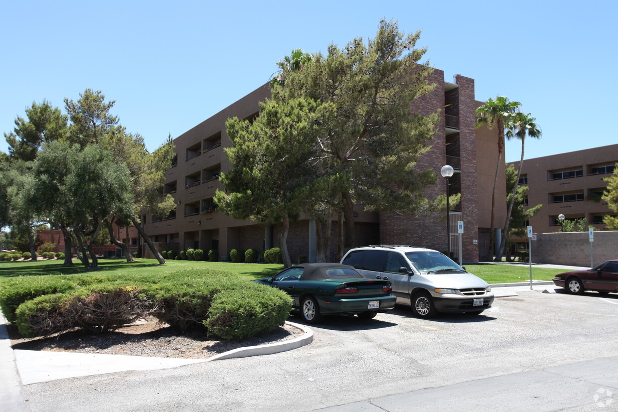 Building Photo - Arthur D. Sartini Plaza