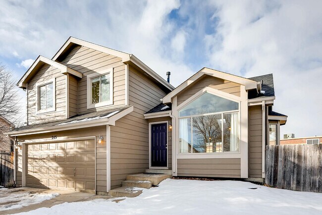 Foto del edificio - 345 S Lark Ave
