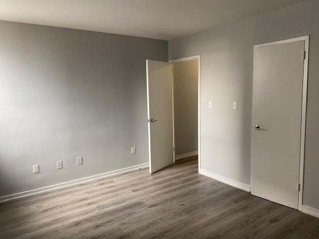 Building Photo - Ambassador Apartments