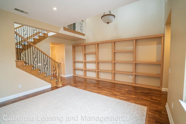 Building Photo - 4 br, 3.5 bath House - 27089 Maple Tree Court