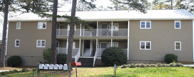 Building Photo - 170 Park Ridge Dr