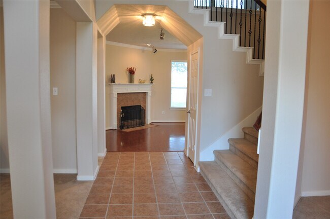 Foto del edificio - 2170 Brittany Colony Dr