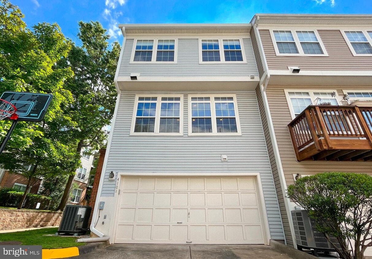 4101 Fountainside Ln, Fairfax, VA 22030 Townhome Rentals in Fairfax VA