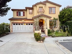 Building Photo - 12565 Carmel Canyon Rd