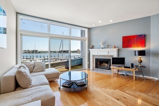 Building Photo - 35 Constellation Wharf