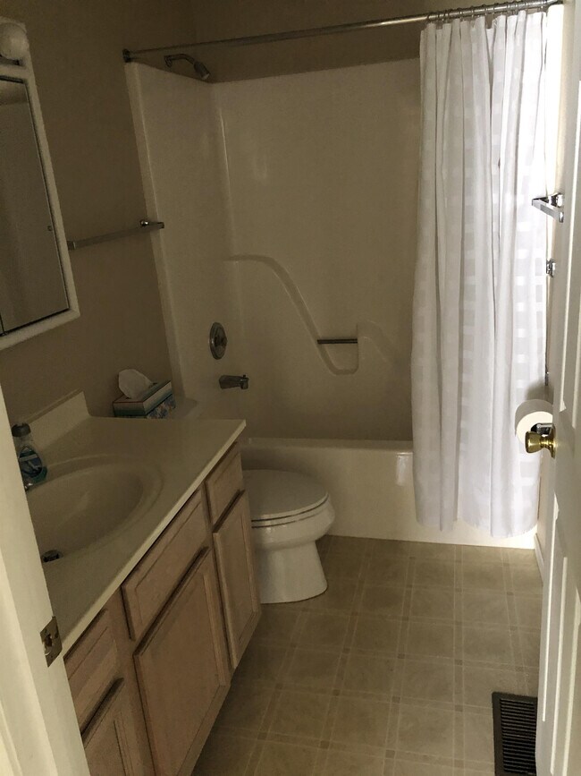 Foto del edificio - 3009 Bluff Ridge Dr