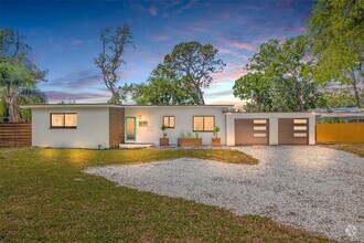 Building Photo - 4925 Camellia Way S