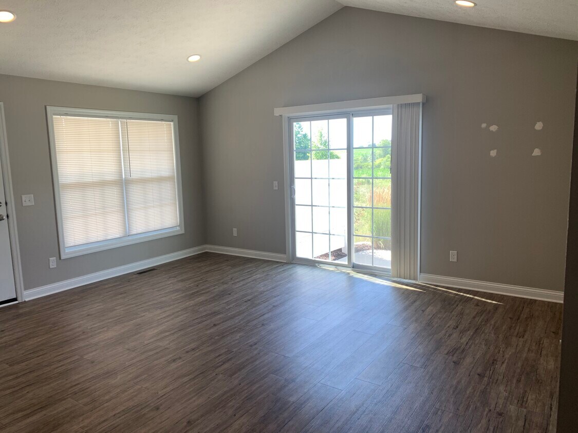 Foto principal - 2445 Wittenberg Ave SE