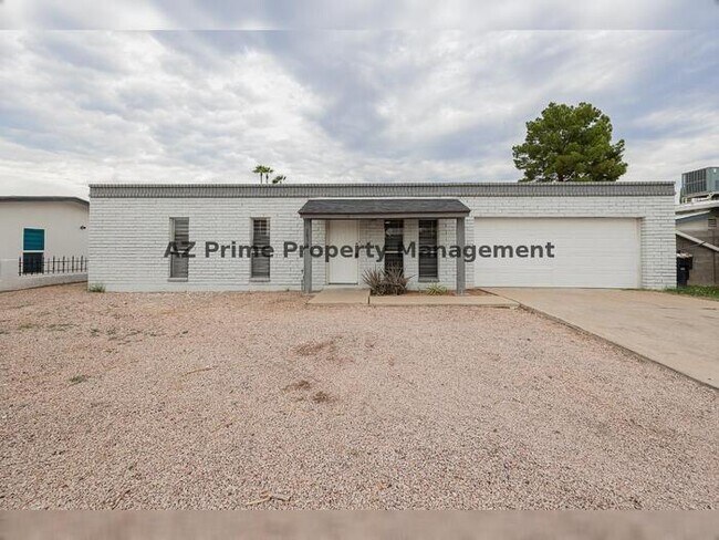 Foto del edificio - 1838 E Enid Ave