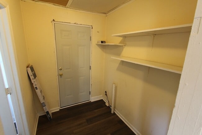 Foto del edificio - 1122 Haynes St