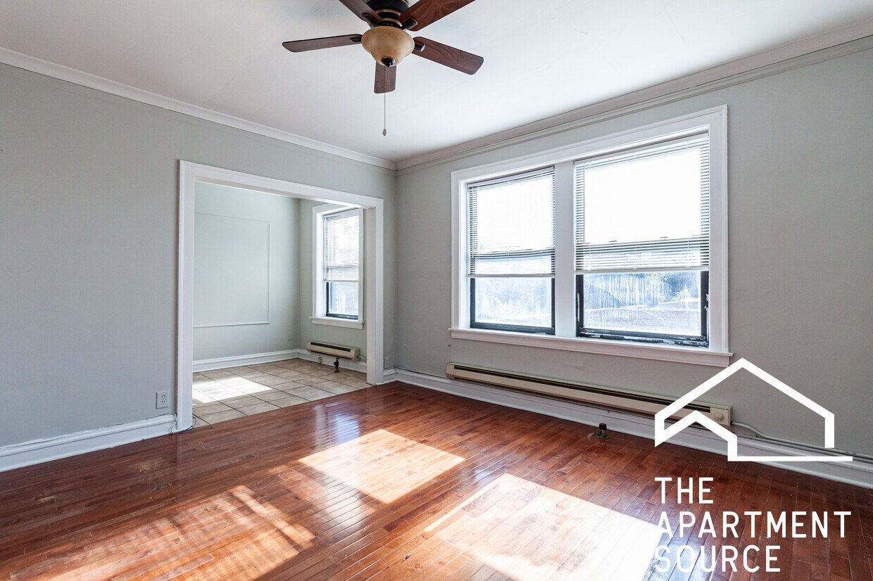 Foto principal - 4546 N Damen Ave