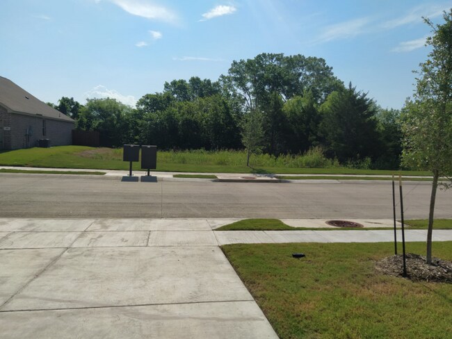 Building Photo - 309 Wentworth Dr