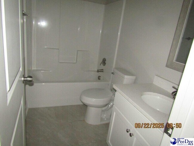 Foto del edificio - 3722 Blevin St