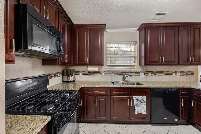 Building Photo - 2019 Whirlaway Dr