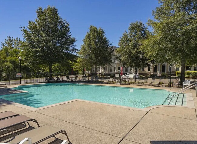 Building Photo - 4316 Summercrest Blvd