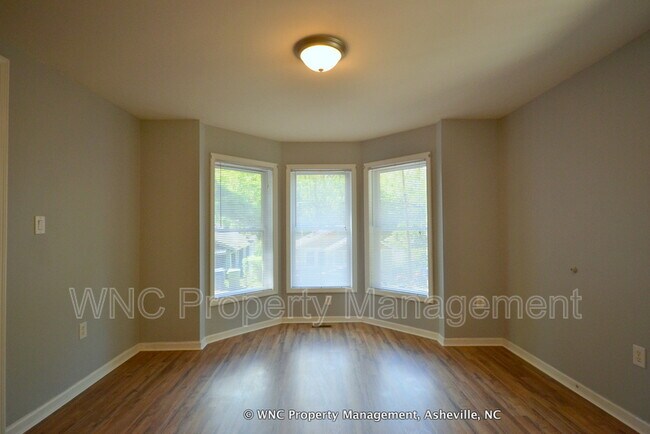 Foto del edificio - 43 Boyd Ave