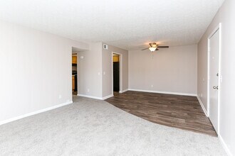2BR, 2BA - 1,000 SF With Washer & Dryer  - Living Room - Newberry Parc