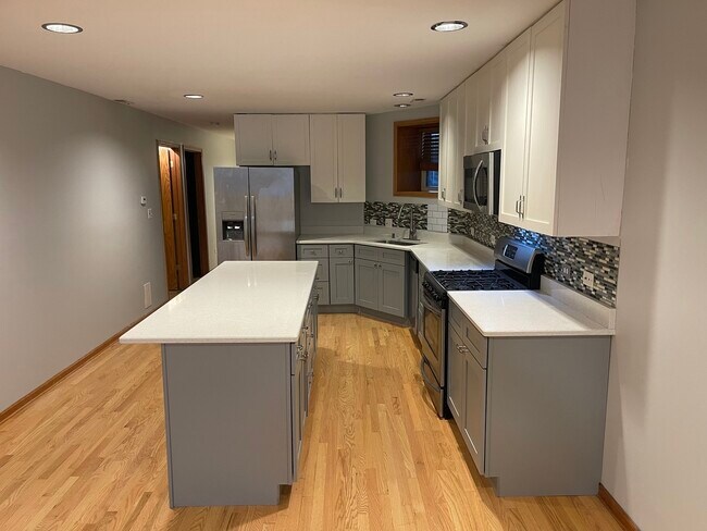 Foto del edificio - 4839 S Forrestville Ave