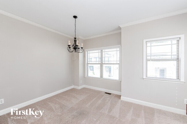 Foto del edificio - 2819 Hillside Way