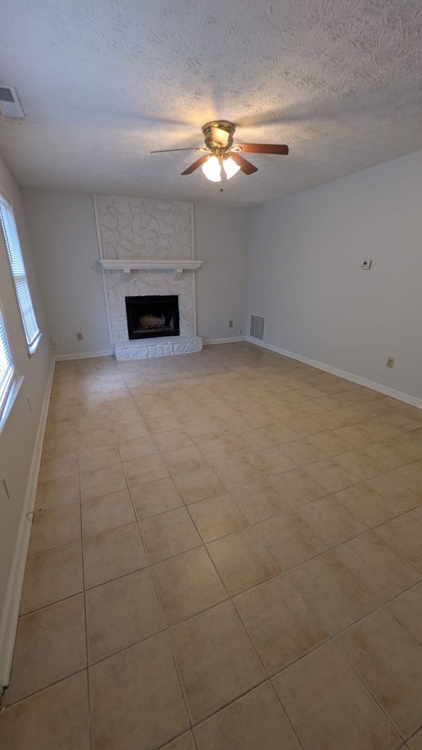 Foto del edificio - 4438 Coopers Creek Dr SE