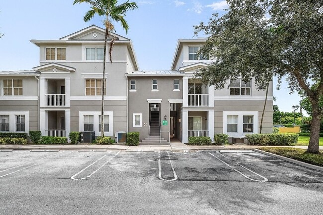 Building Photo - 1008 Shoma Dr