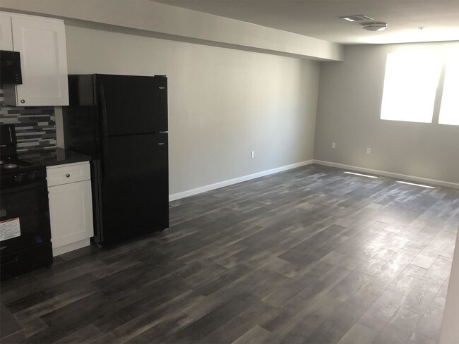 Foto del edificio - 1138 W 36th Pl