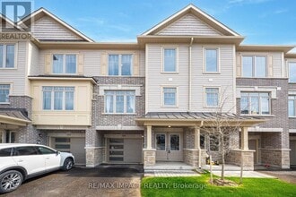 Building Photo - 59 Bavin St