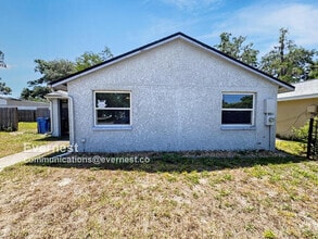 Building Photo - 16005 Ranchita Ct