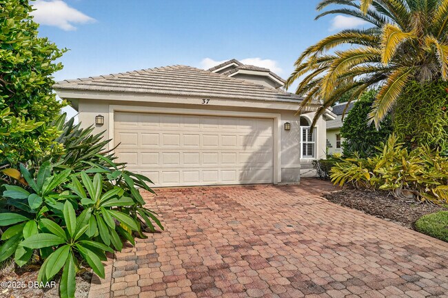 Foto del edificio - 37 Bay Pointe Dr