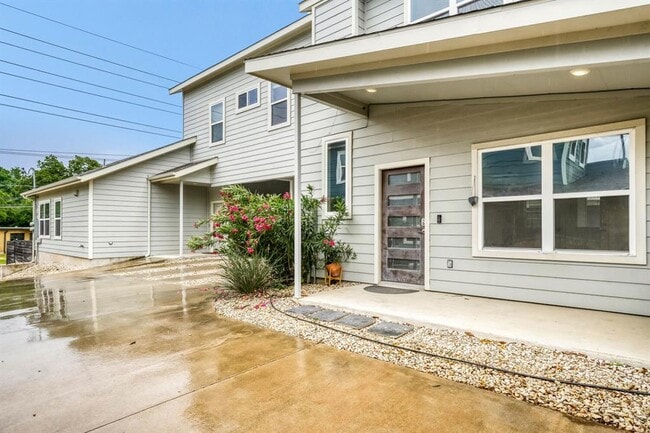 Foto del edificio - 1134 Chicon St