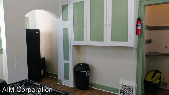 Foto del edificio - 4 br, 2 bath House - 314 Douglas Ave