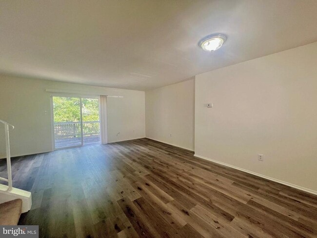 Foto del edificio - 6094 Majors Ln