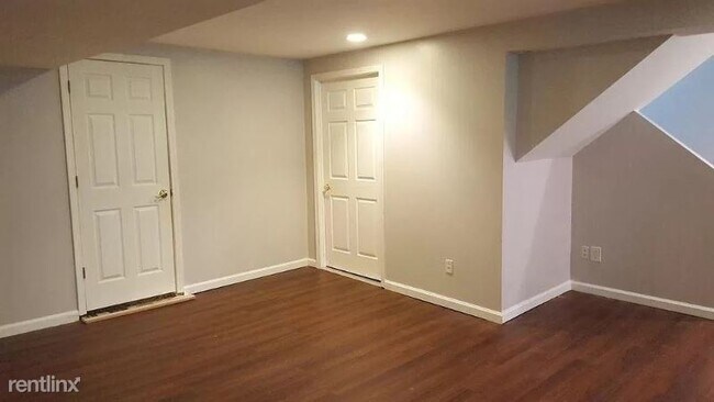 Building Photo - 4 br, 4 bath House - 2122 Park Forest Dr
