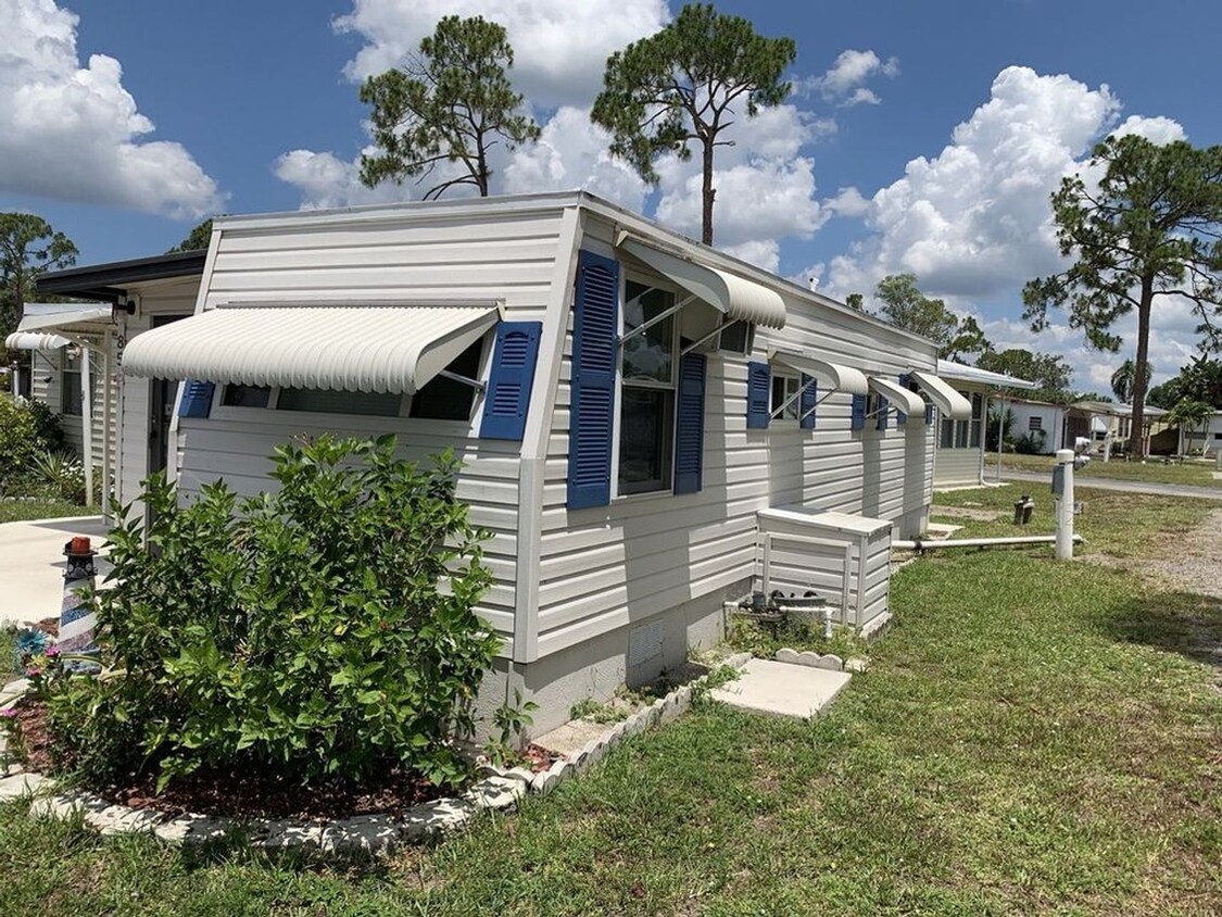 Foto principal - Beatifull 1 Bed 1 Bath Mobile Home