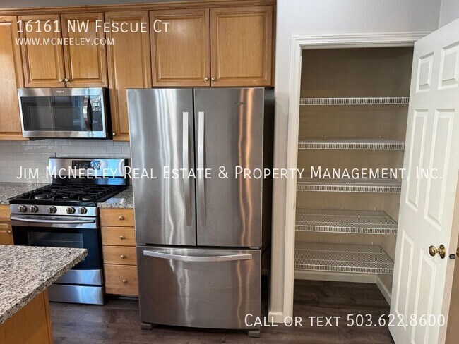 Building Photo - 16161 NW Fescue Ct