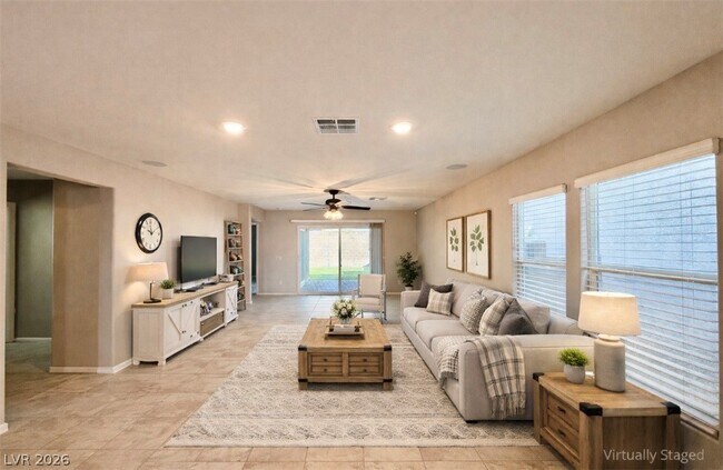 Building Photo - 1618 Deep Valley Ave