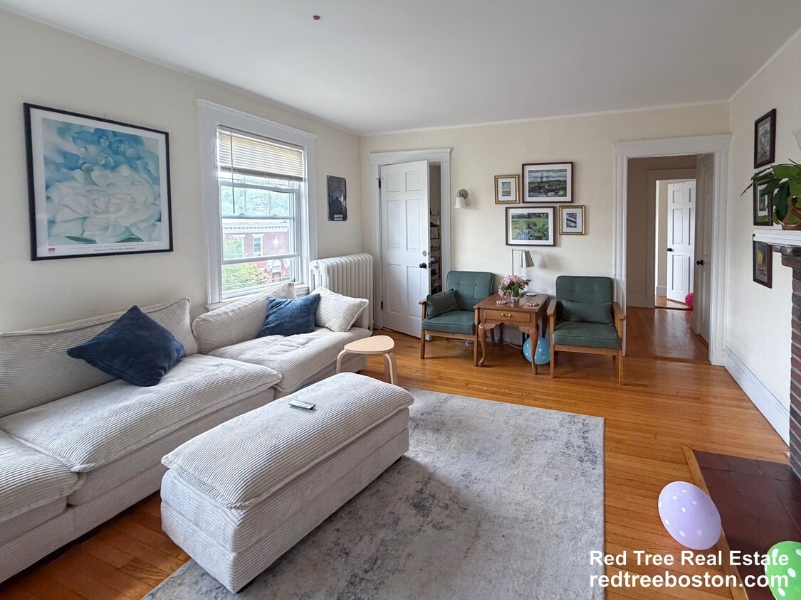 Photo - 51 Leamington Rd. Unit 2