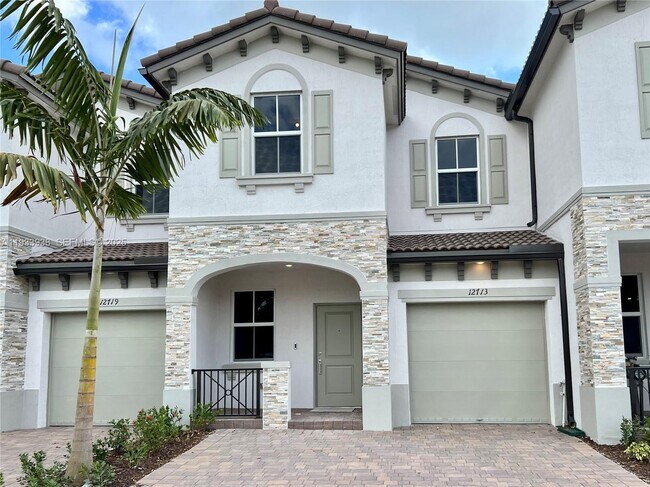 Building Photo - 12713 NW 24th Ave