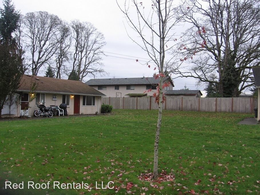 2 br, 1 bath House 1504 120th St S House Rental in Parkland, WA