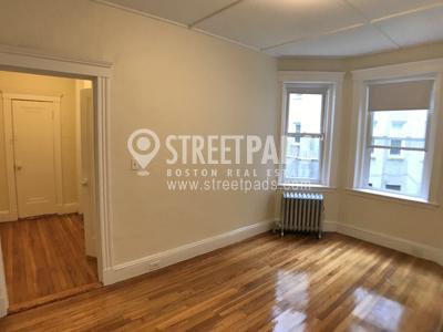 Foto del edificio - bedroom in Boston MA 02215