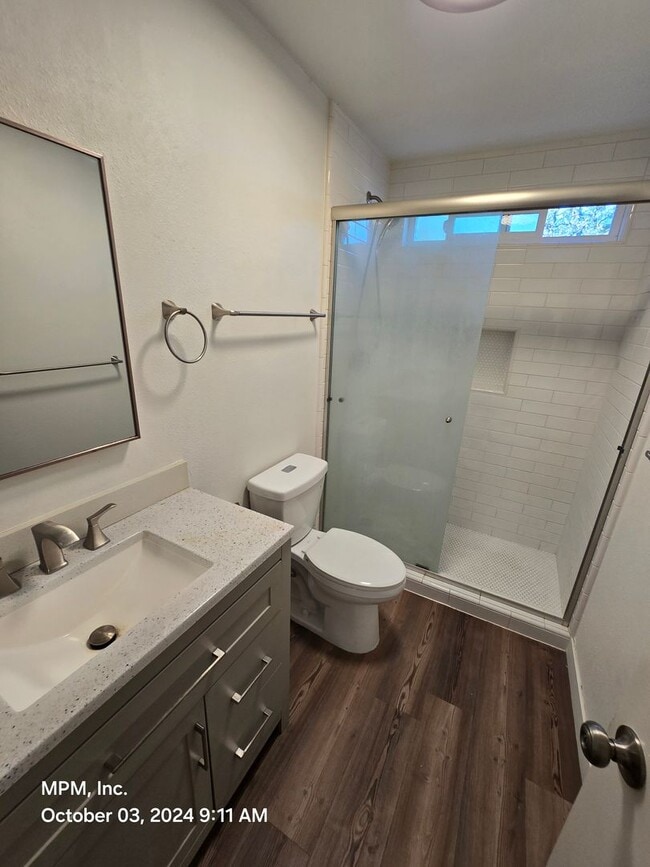 Foto del edificio - 419 Crocker St