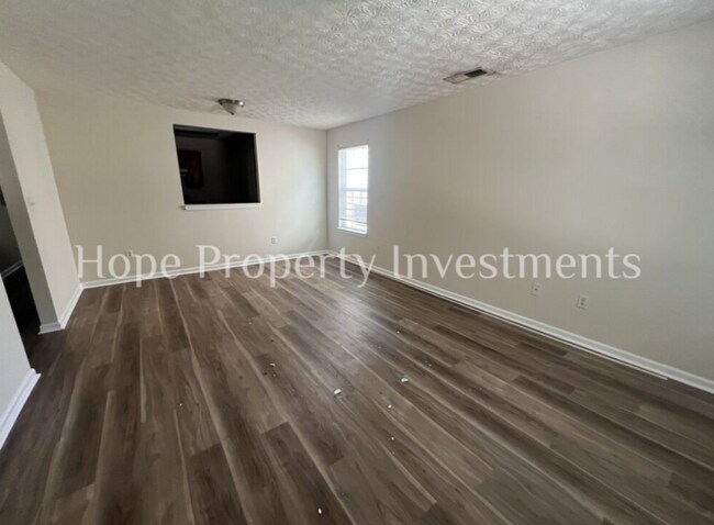 Foto del edificio - 3136 Mobley Bridge Rd