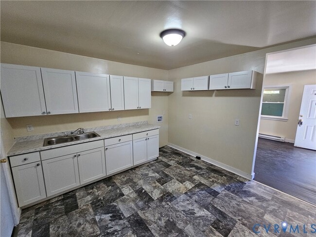 Building Photo - 1425 Minefee St