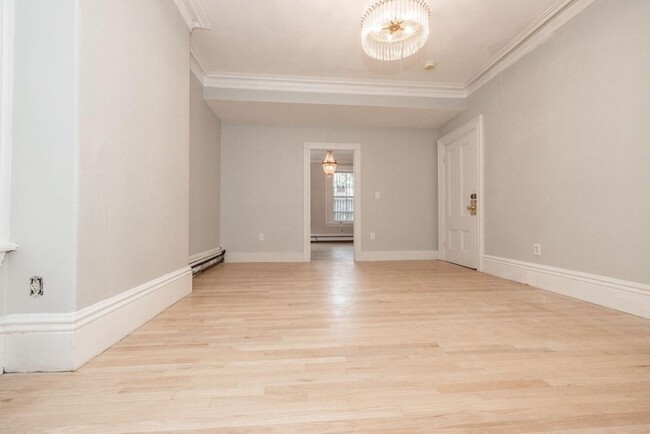 Building Photo - 82 Otis St