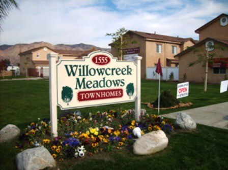 Foto del edificio - 1571 Willowcreek Loop