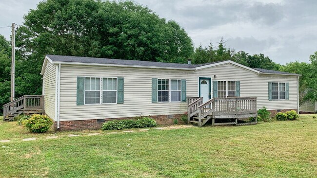 Foto del edificio - For Rent: Large 3BR, 2BA