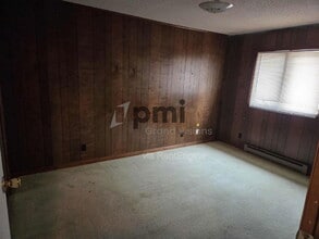 Building Photo - 955 4th St
