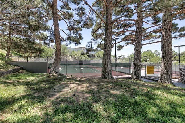 Building Photo - 5842 Mira Serena Dr