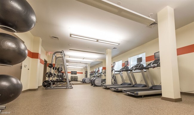 Foto del edificio - 7053 Spring Pl NW