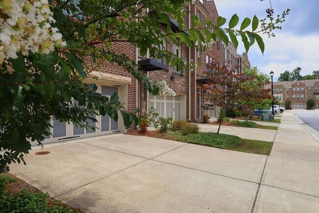 Building Photo - 3143 Quinn Pl